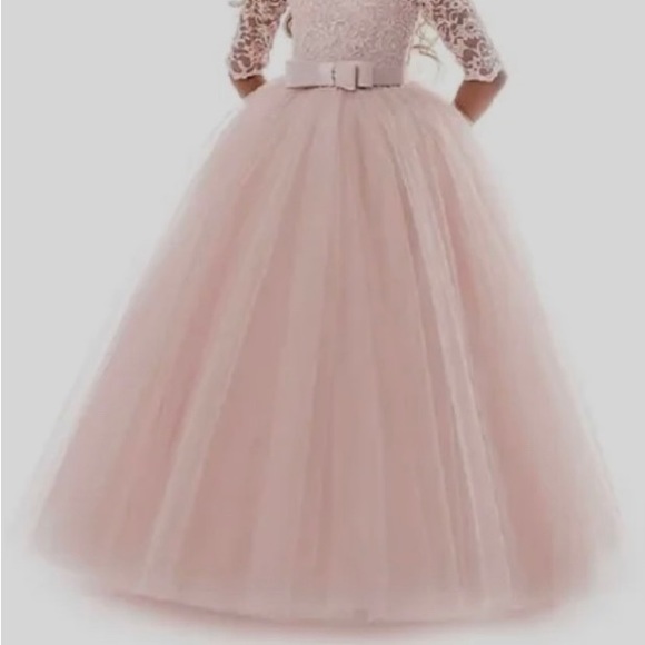 Dress - Picture 4 of 4